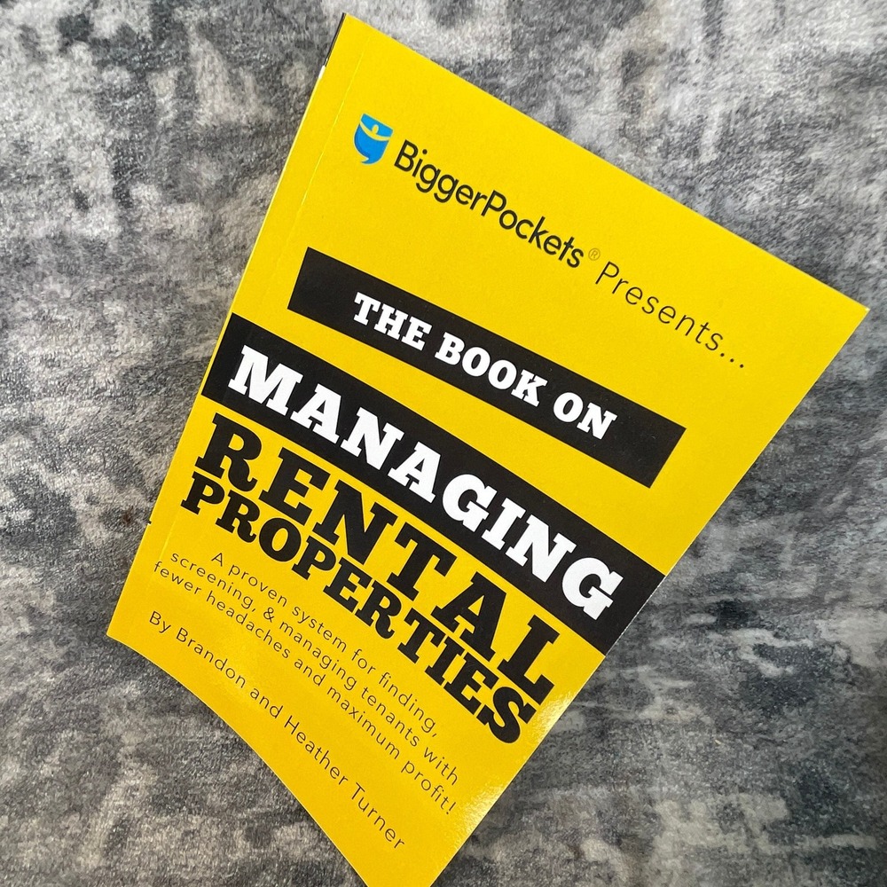 The Book on Managing Rental Properties Brandon Turner BiggerPockets 1st Edition‎